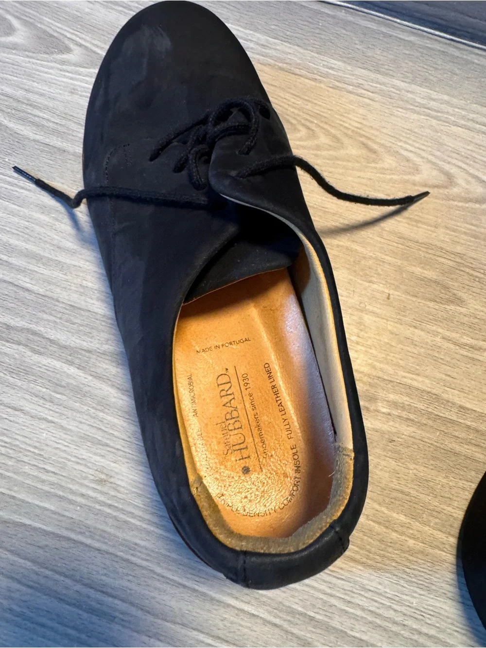 Samuel Hubbard navy blue size 7.5